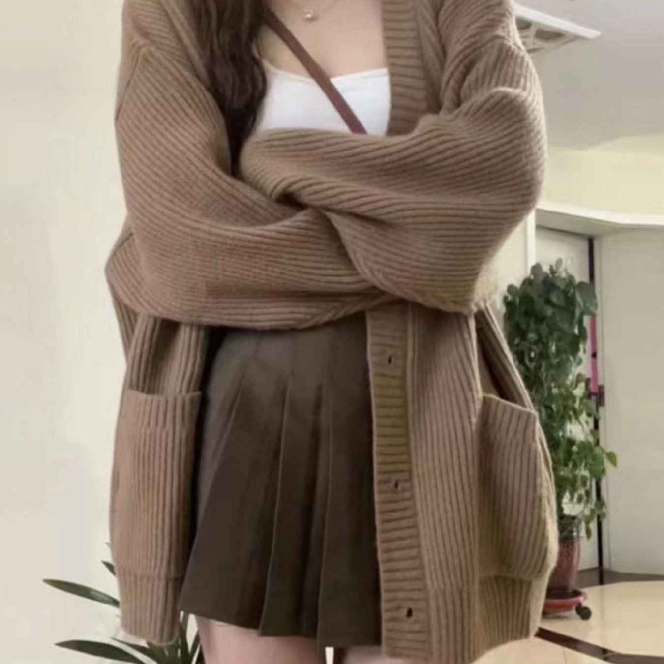 Women'S 2025 New V-Neck Cardigan Sweater Coat - Loose Mid-Length Button-Front Closure, Long Sleeve Winter Warmth, Casual to Semi-Formal Solid Color Sweater Jacket, Versatile Everyday Outerwear for Fall & Winter, Easy-Care Coz