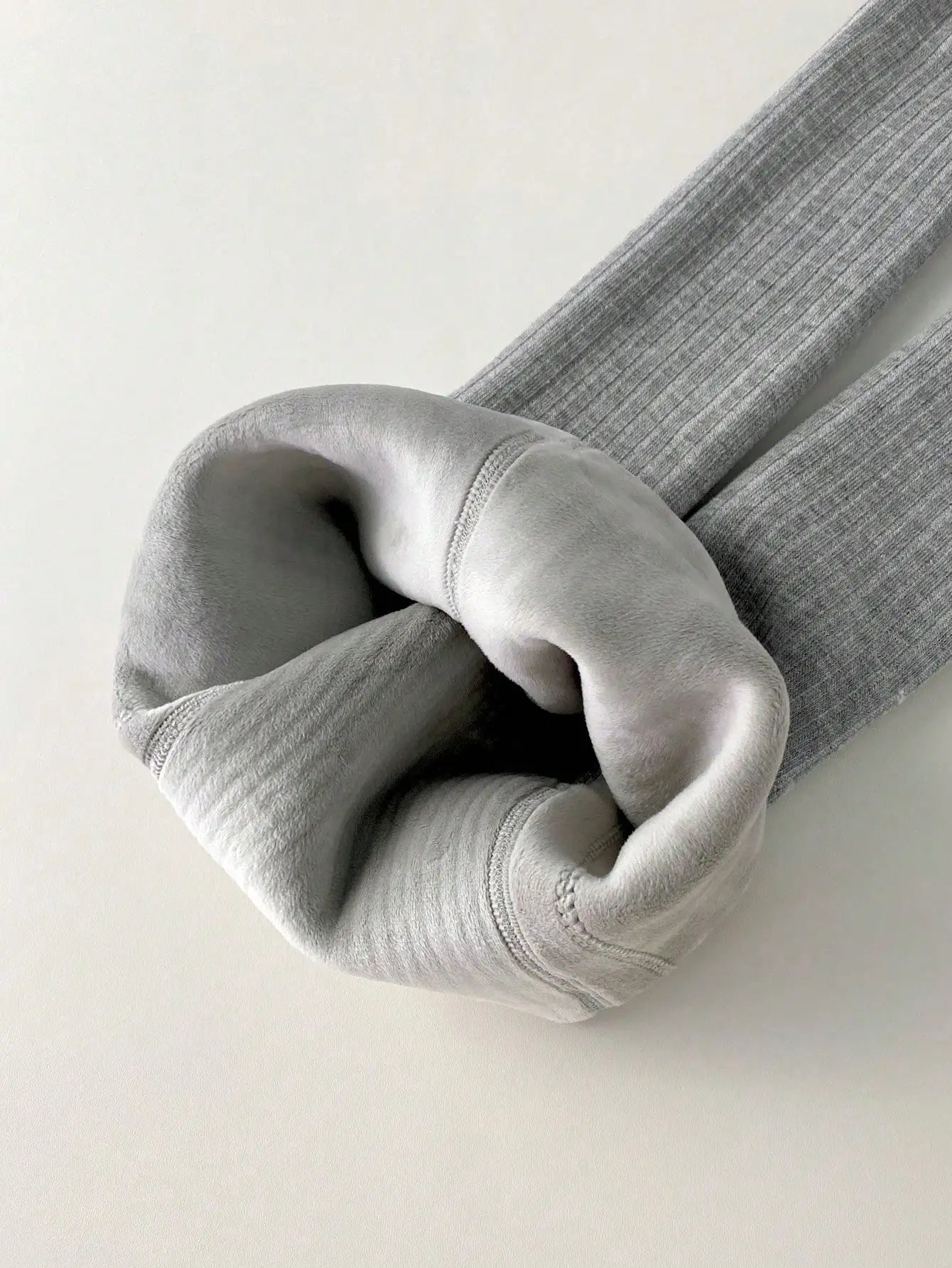 1 set of warm children's pantyhose suitable for girls aged 0-10, children's winter underwear, girls' winter leggings, suitable u