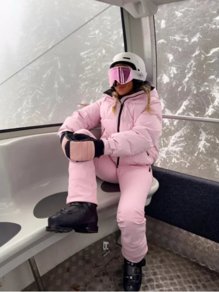 Chic Winter Warm Ski Wear Suits For Women Windproof Waterproof Hooded Park Coat Warm Pants 2026 New Lady Snow Sportwears