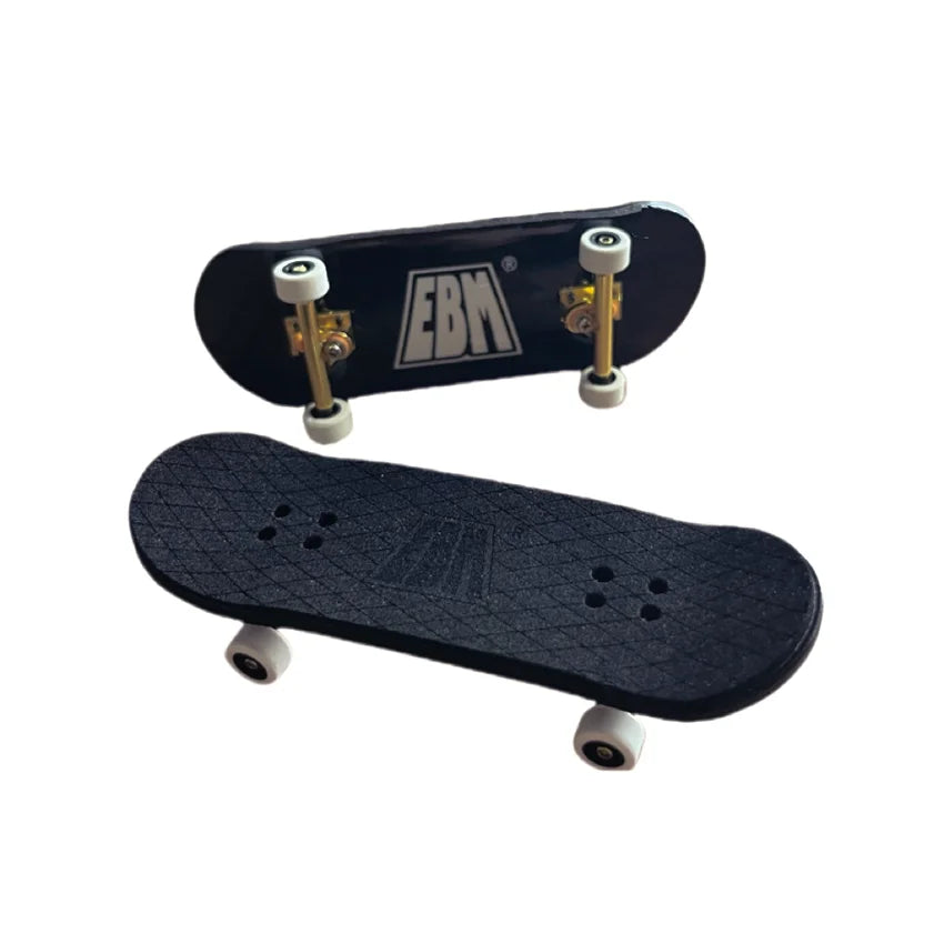 Fingerboard Professionale in Legno 32mm / 34mm – Mini Skateboard per Trick e Collezione