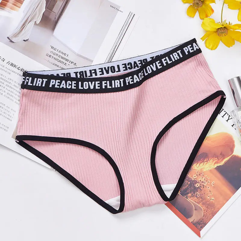 3Pcs/Lot Kids Panties Chirdren's Underwear Lovely Girl Briefs Floral Adorable Pants Baby Cotton Underpants Letter